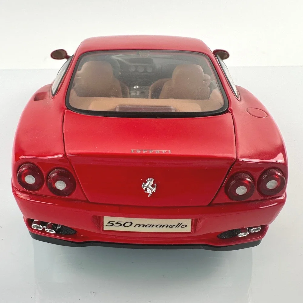 Ferrari‎ Diecast Model Car Red 550 Maranello Pininfarina 1:18 Rosso Corsa